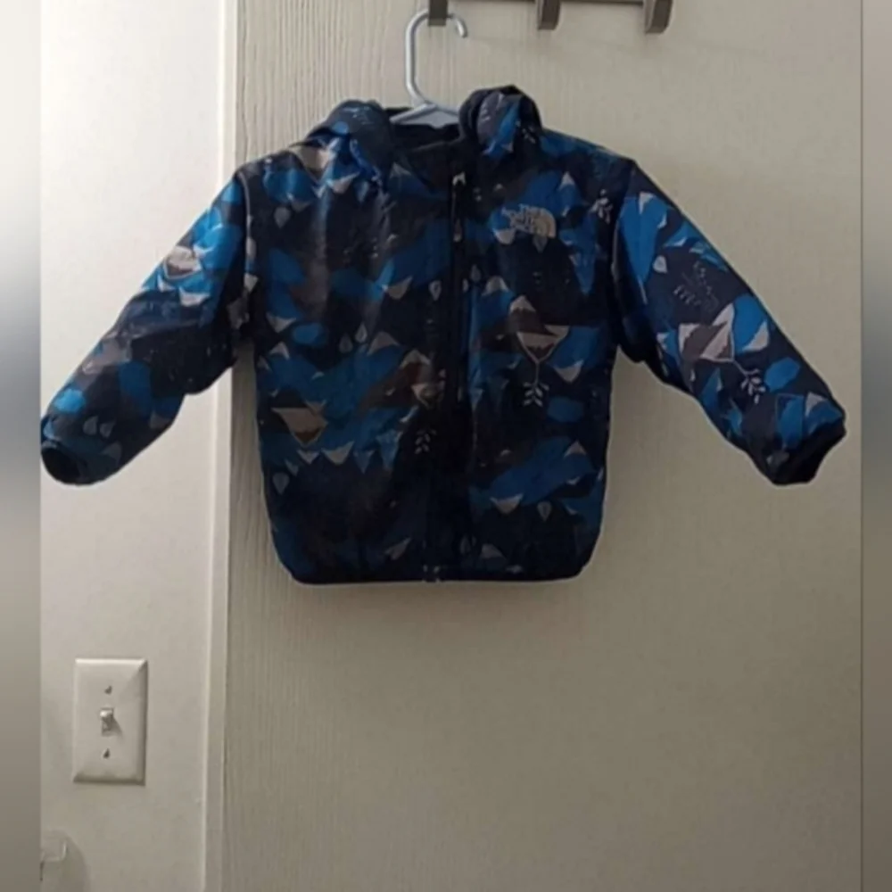 The North Face Boys Reversible Puffer Hooded Jacket 12-18M